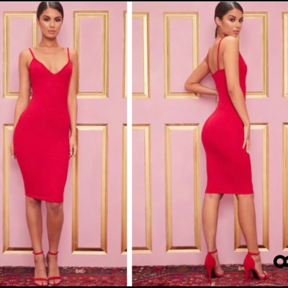 NWT Pretty Little Thing Ribbed Plunge Bodycon Midi